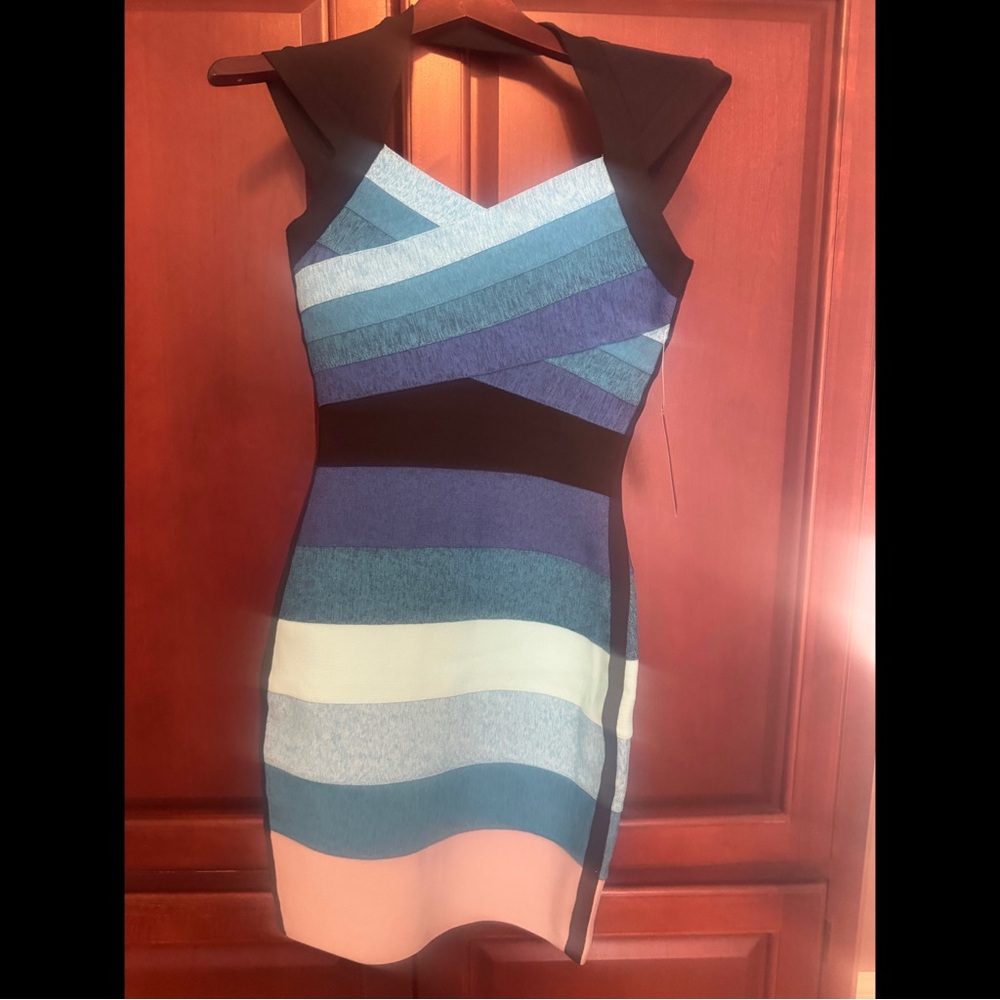 VENUS Striped Blue Multicolor Dress